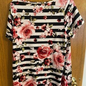 LuLaRoe Classic T